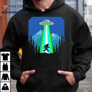 Ufo Abducting Bigfoot Mountian Pine Fores Tshirt