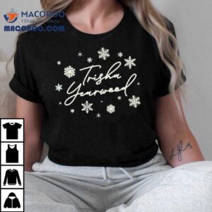 Trisha Yearwood Christmastime Christmas Tshirt