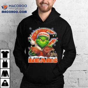 Grinch X Chicago Bears Ball And Helmet Merry Christmas Tshirt