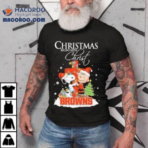 Snoopy And Charlie Brown The Peanuts X Cleveland Browns Merry Christmas Begins With Chris Tshirt