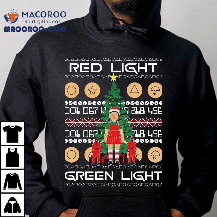 Squid Games Red Light Green Light Sleeping Christmas T-shirt Squid Games Red Light Green Light Sleeping Christmas T-shirt