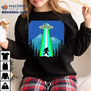 Ufo Abducting Bigfoot Mountian Pine Fores Tshirt