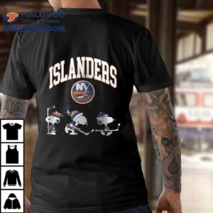 New York Islanders X Peanuts Snoopy Our Barn Hockey Tshirt