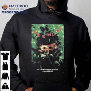Gremlins Movie Featuring Gizmo Surrounded By Shadows Cute But Dangerous Horror Tshirt
